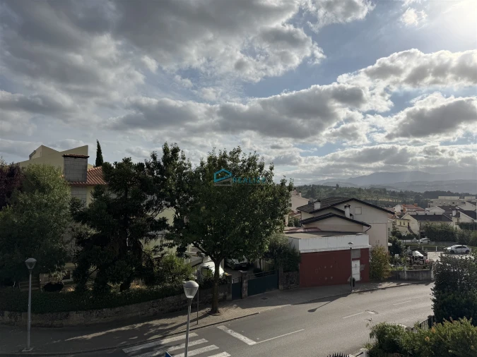 Moradia T3 para Venda em Mateus Foto 26