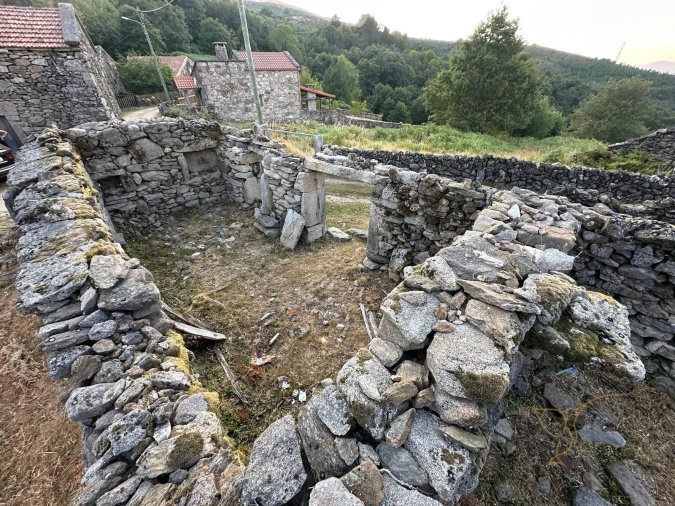 Moradia T0 para Venda em Gave Foto 4