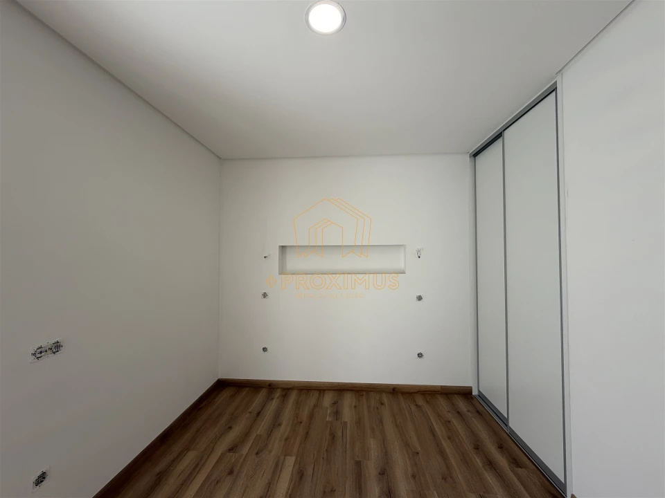 Moradia T3 para Venda em Samuel Foto 30