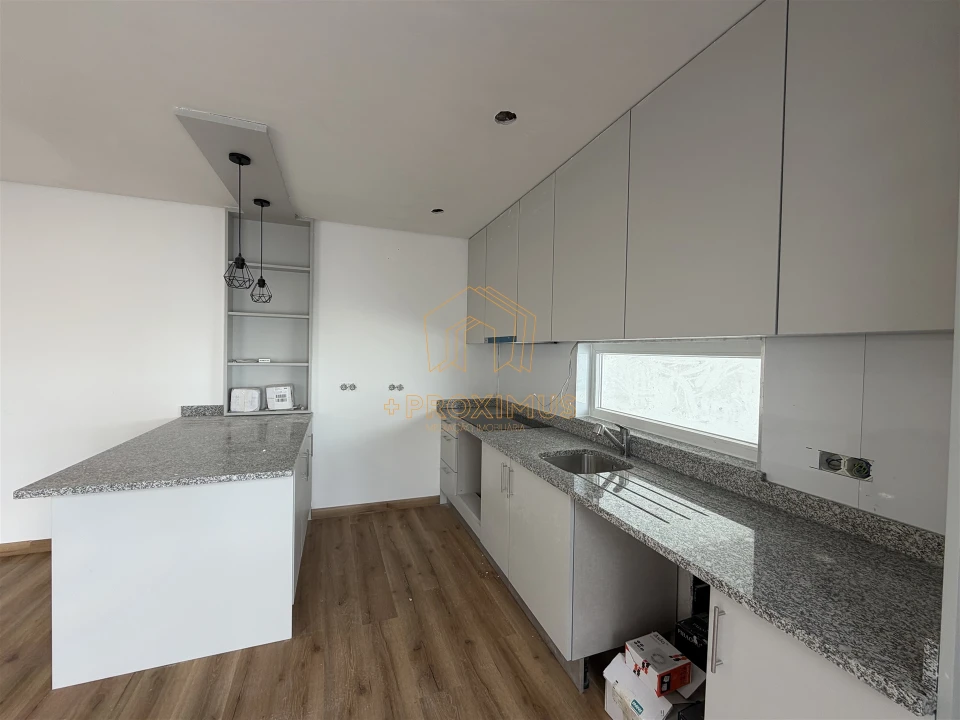 Moradia T3 para Venda em Samuel Foto 8