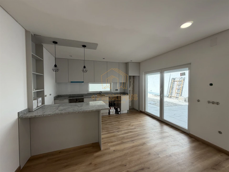 Moradia T3 para Venda em Samuel Foto 12