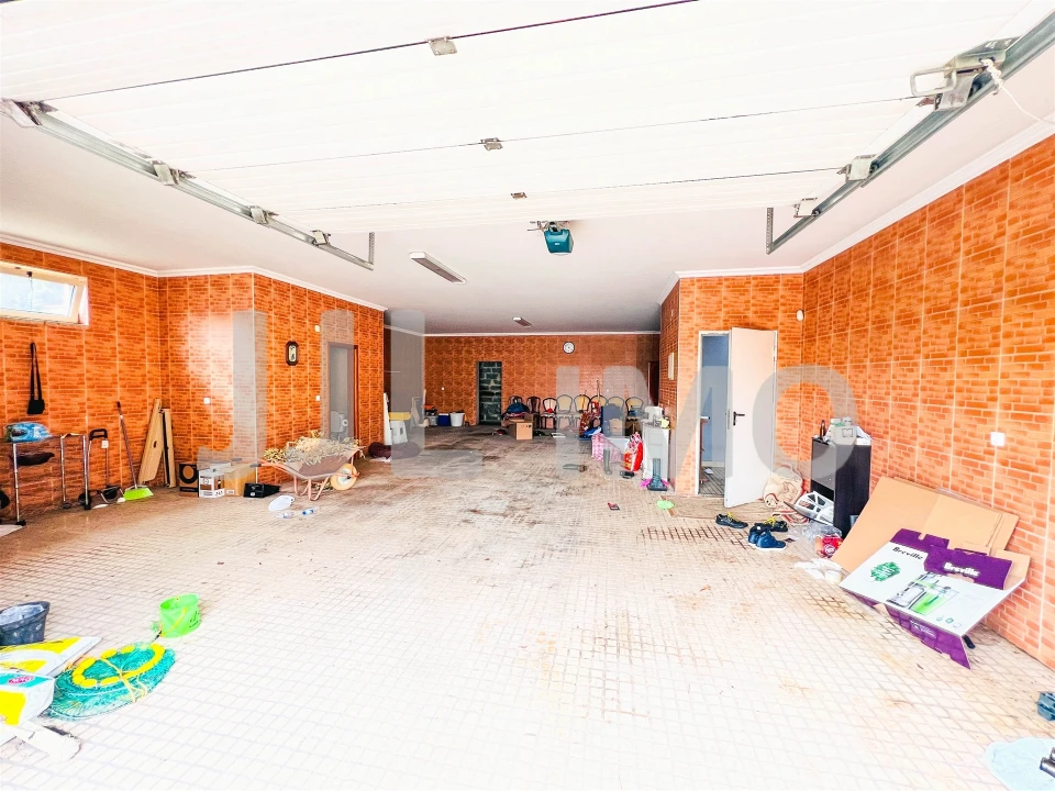 Moradia T4 para Venda em Fernao Ferro Foto 30