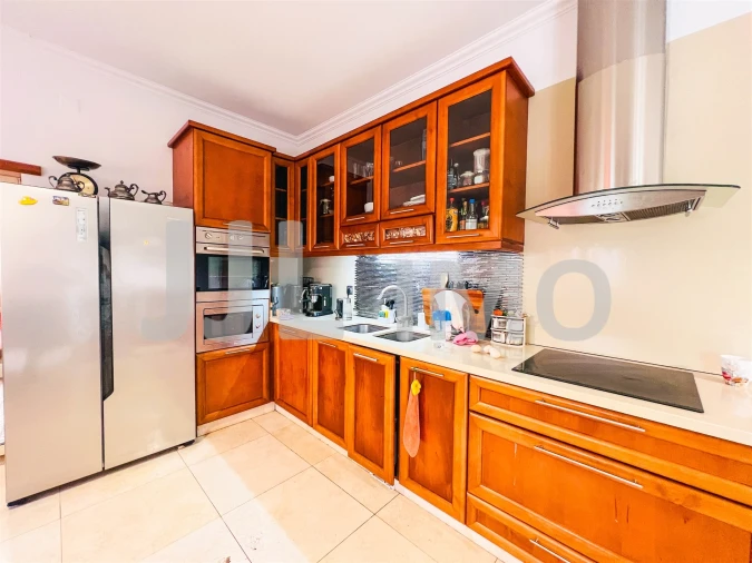 Moradia T4 para Venda em Fernao Ferro Foto 42