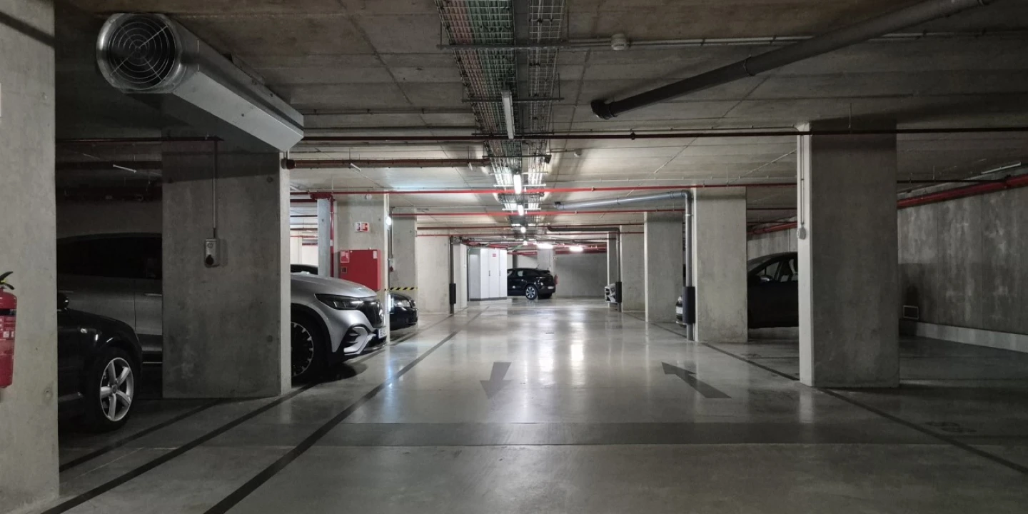 Apartamento T1 para Arrendamento em Carnide Foto 4