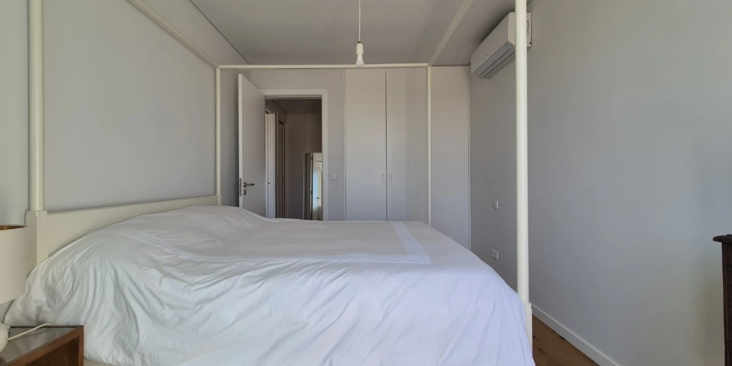 Apartamento T1 para Arrendamento em Carnide Foto 18