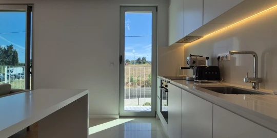 Apartamento T1 para Arrendamento em Carnide