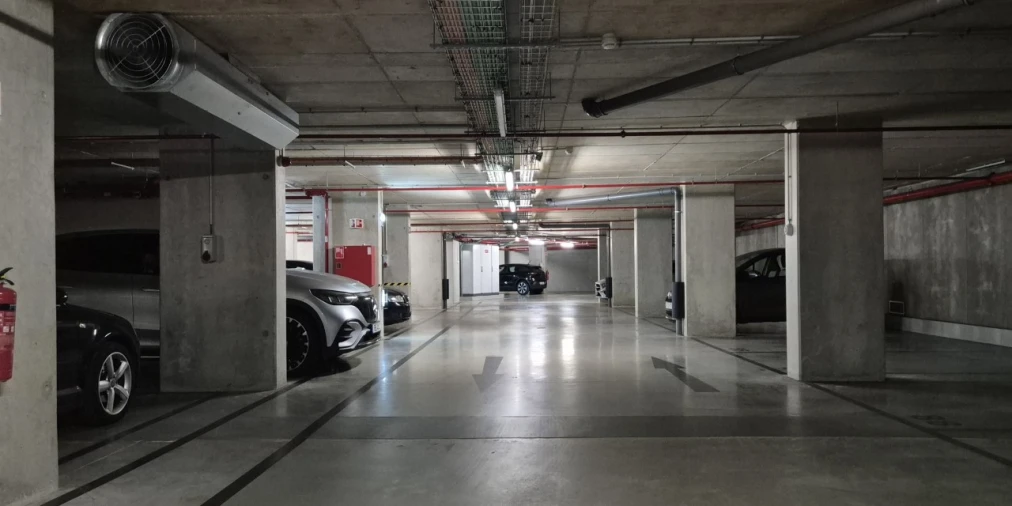 Apartamento T1 para Arrendamento em Carnide Foto 4