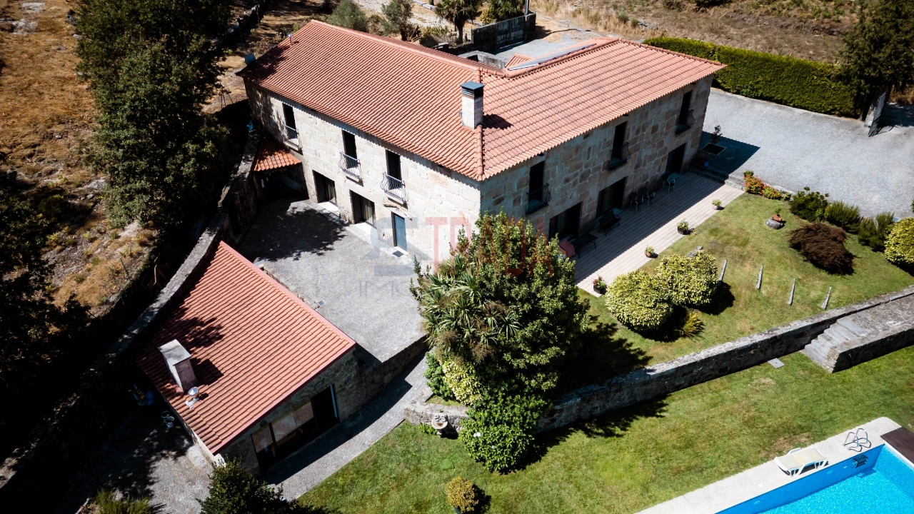 Quinta T6 para Venda em Ribeiros Foto 5