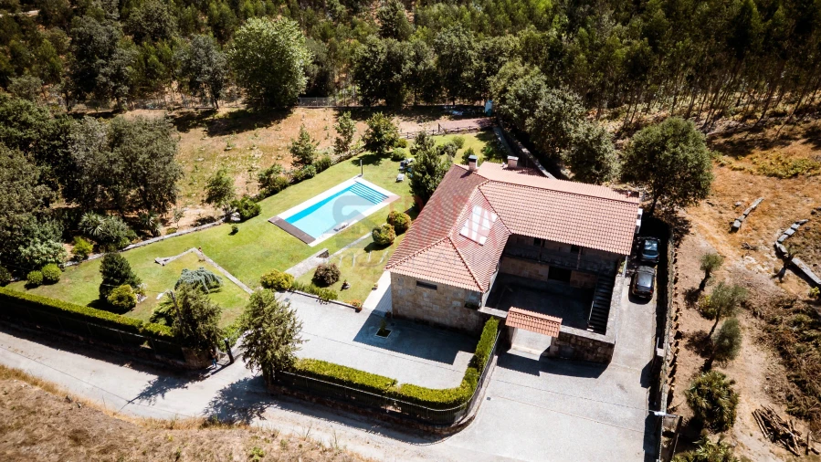 Quinta T6 para Venda em Ribeiros Foto 2