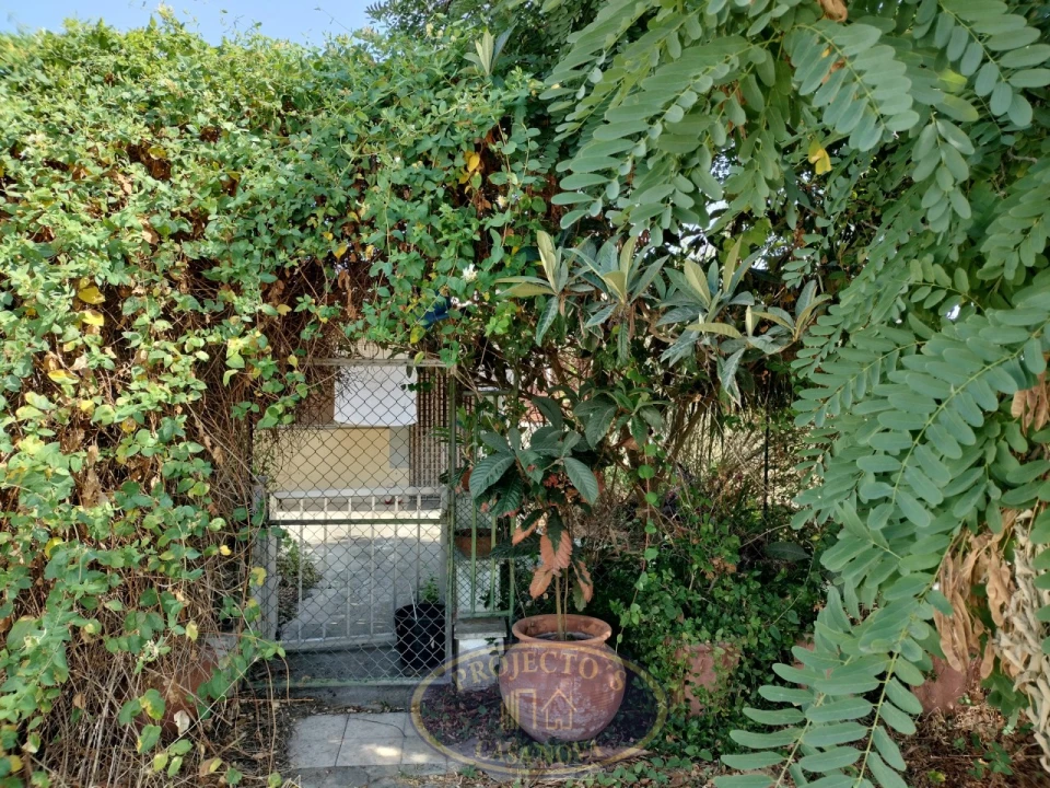 Terreno Misto para Venda em Sarilhos Grandes Foto 4