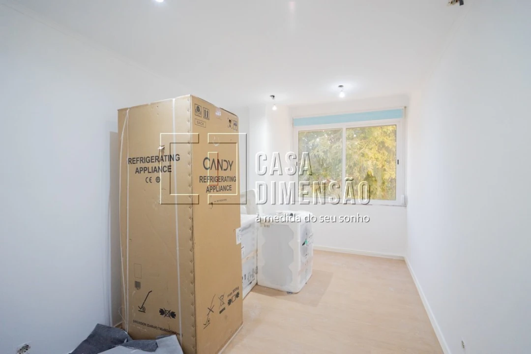 Apartamento T1 para Venda em Águas Livres Foto 12
