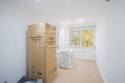 Apartamento T1 para Venda em Águas Livres