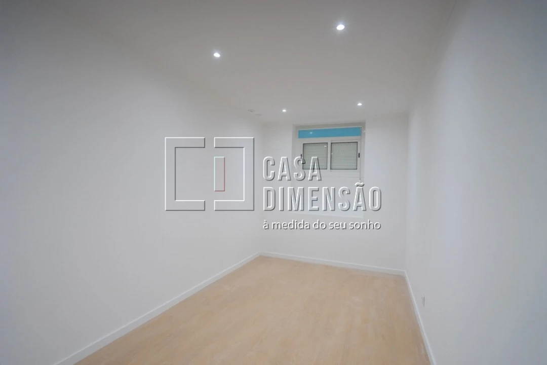 Apartamento T1 para Venda em Mina de Água Foto 22