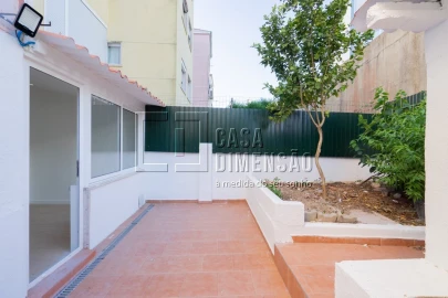 Apartamento T1 para Venda em Mina de Água