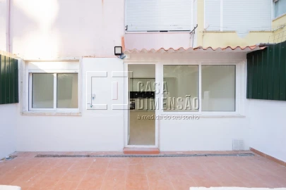 Apartamento T1 para Venda em Mina de Água