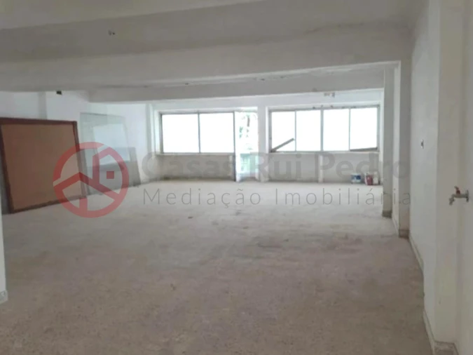 Loja para Venda em Agualva e Mira-Sintra Foto 14