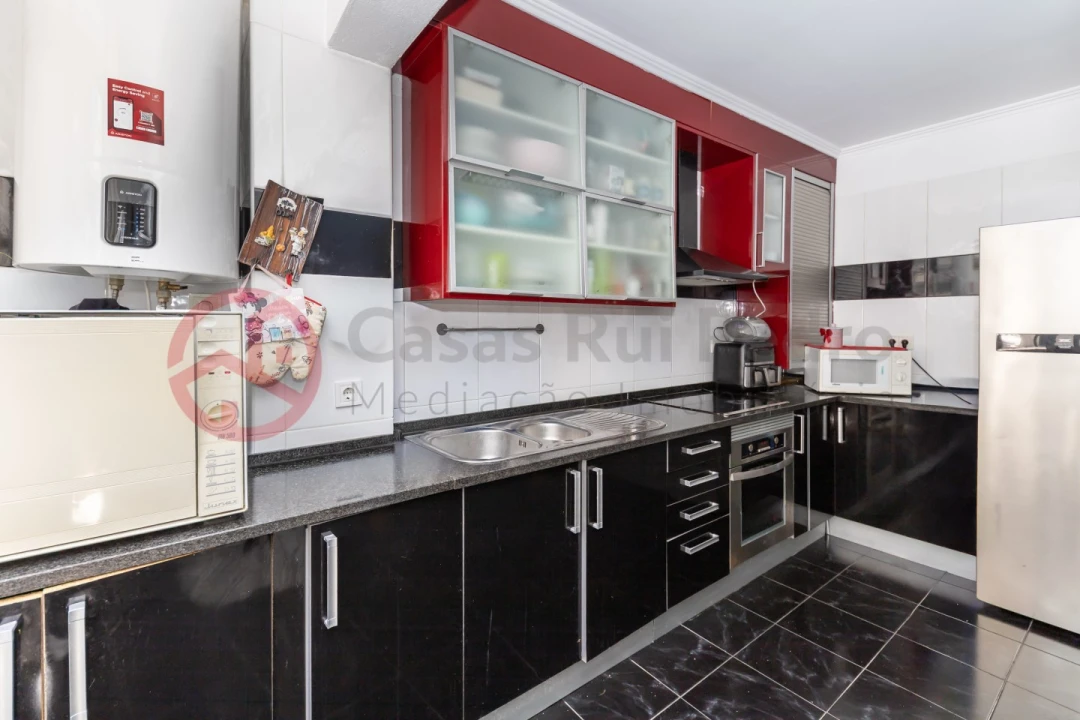 Apartamento T3 para Venda em Almada, Cova da Piedade, Pragal e Cacilhas Foto 9