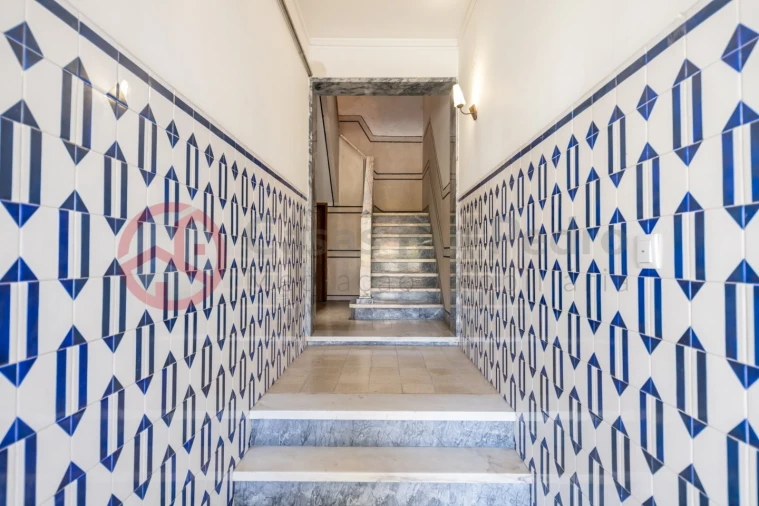 Apartamento T3 para Venda em Almada, Cova da Piedade, Pragal e Cacilhas Foto 4