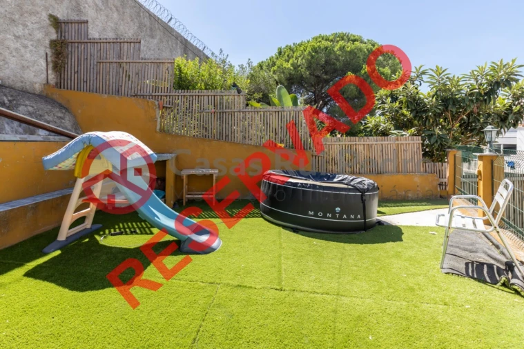 Apartamento T3 para Venda em Almada, Cova da Piedade, Pragal e Cacilhas Foto 1