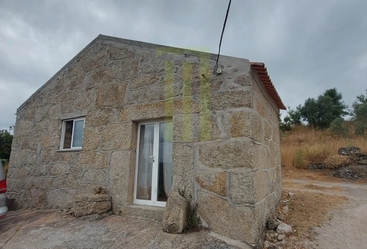 Quinta para Venda em Ervedal e Vila Franca da Beira Foto 9