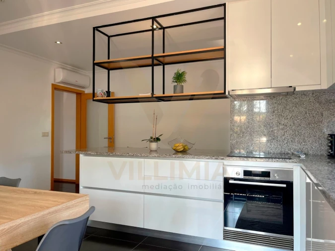 Moradia T5 para Venda em Arcozelo Foto 22