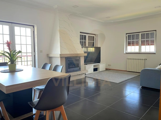 Moradia T5 para Venda em Arcozelo Foto 23