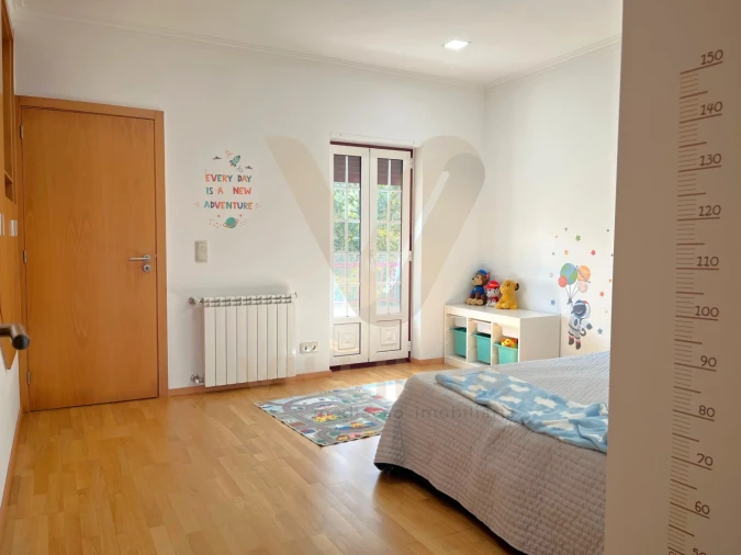 Moradia T5 para Venda em Arcozelo Foto 29