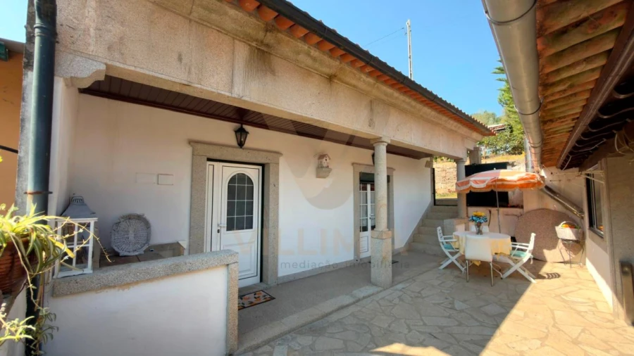 Moradia T3 para Venda em Arcozelo