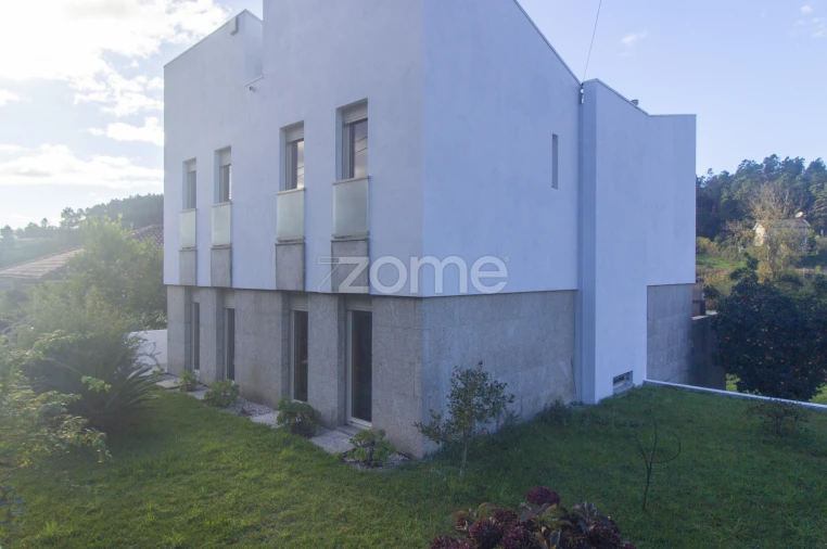 Moradia T5 para Venda em Este (São Pedro e São Mamede) Foto 42