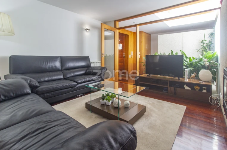 Moradia T5 para Venda em Este (São Pedro e São Mamede) Foto 8