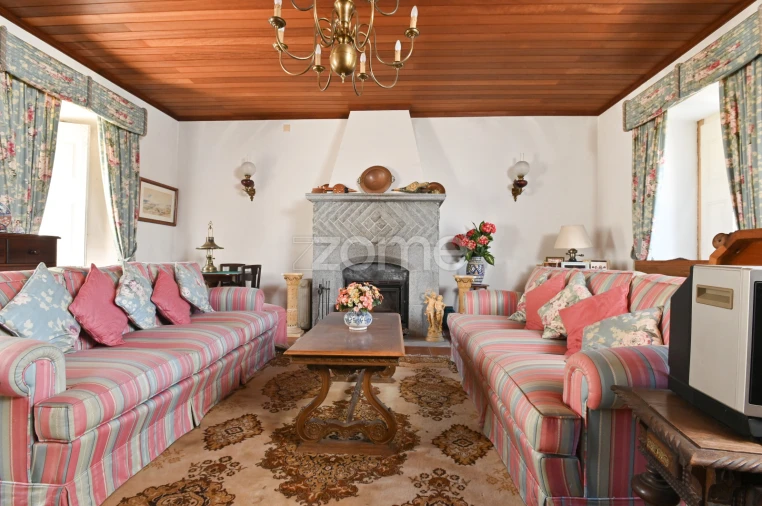 Quinta T7 para Venda em Dois Portos e Runa Foto 5