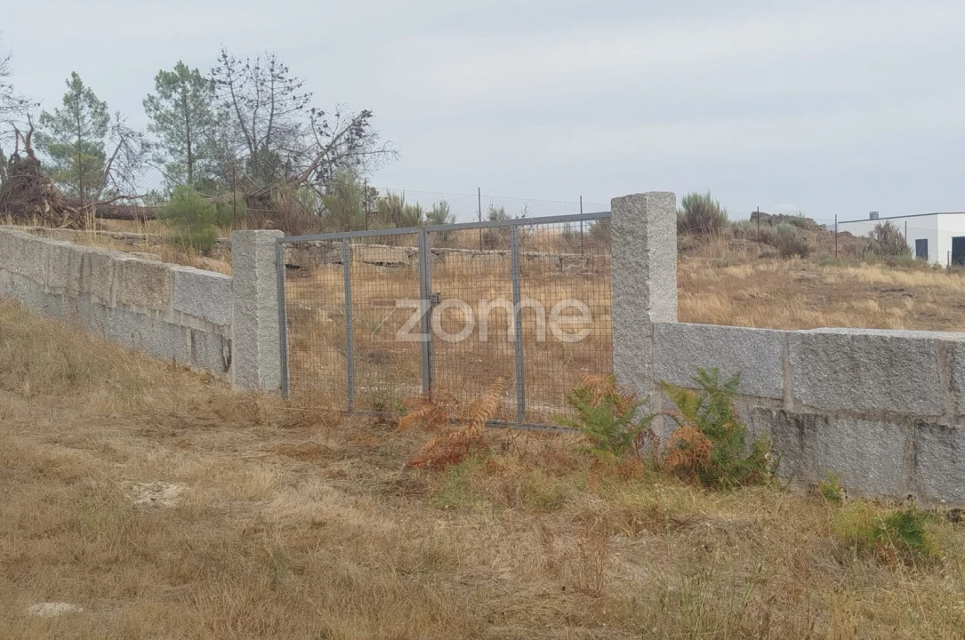 Terreno para Venda em Mangualde, Mesquitela e Cunha Alta Foto 1