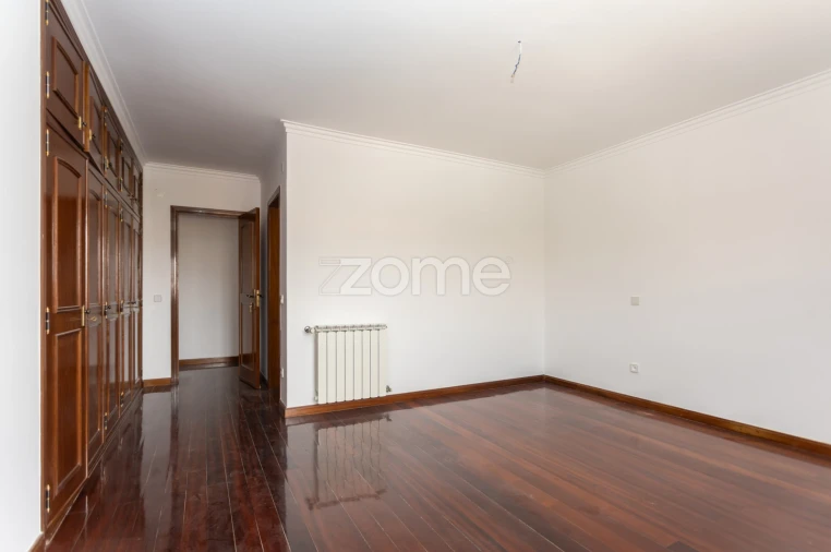 Quinta T6 para Venda em Rio de Mouro Foto 30