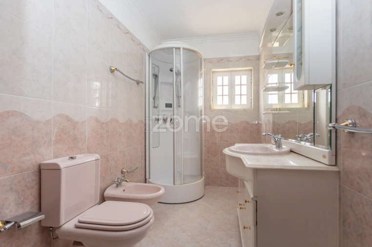 Quinta T6 para Venda em Rio de Mouro Foto 31