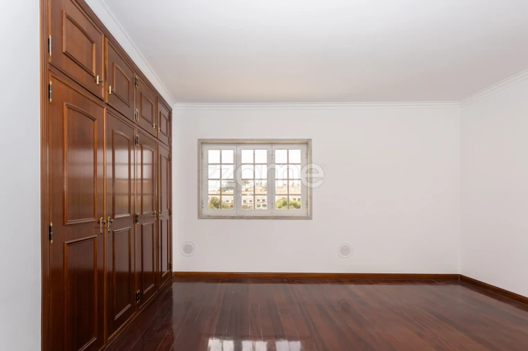 Quinta T6 para Venda em Rio de Mouro Foto 37