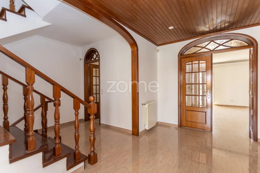 Quinta T6 para Venda em Rio de Mouro Foto 13