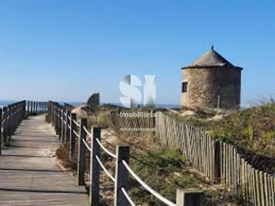 Moradia T5 para Venda em Aguçadoura e Navais Foto 14