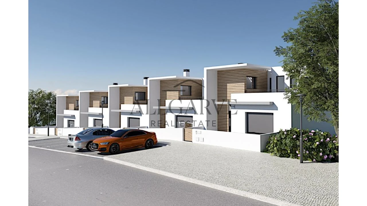 Moradia T3 para Venda em Armação de Pera Foto 39