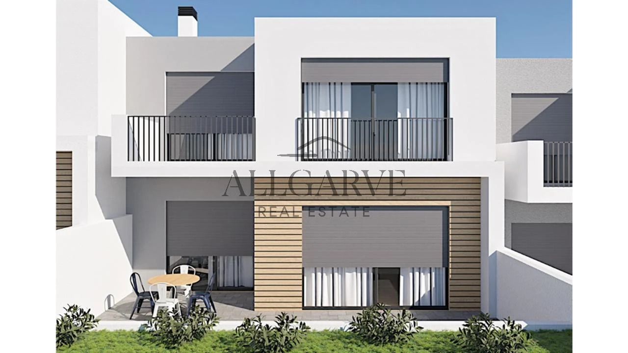 Moradia T3 para Venda em Armação de Pera Foto 39