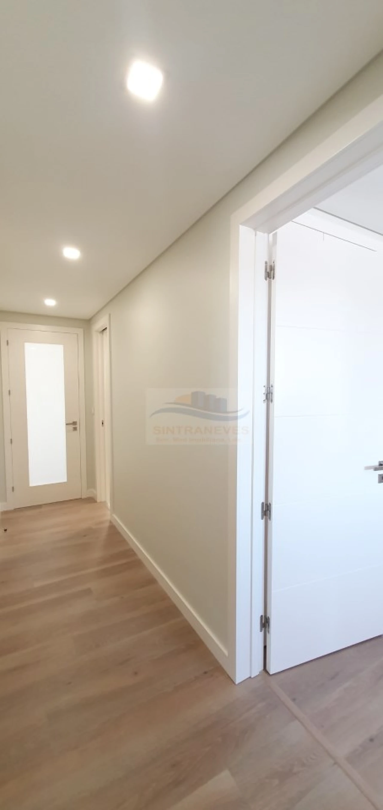Apartamento T2 para Venda em Loures Foto 23