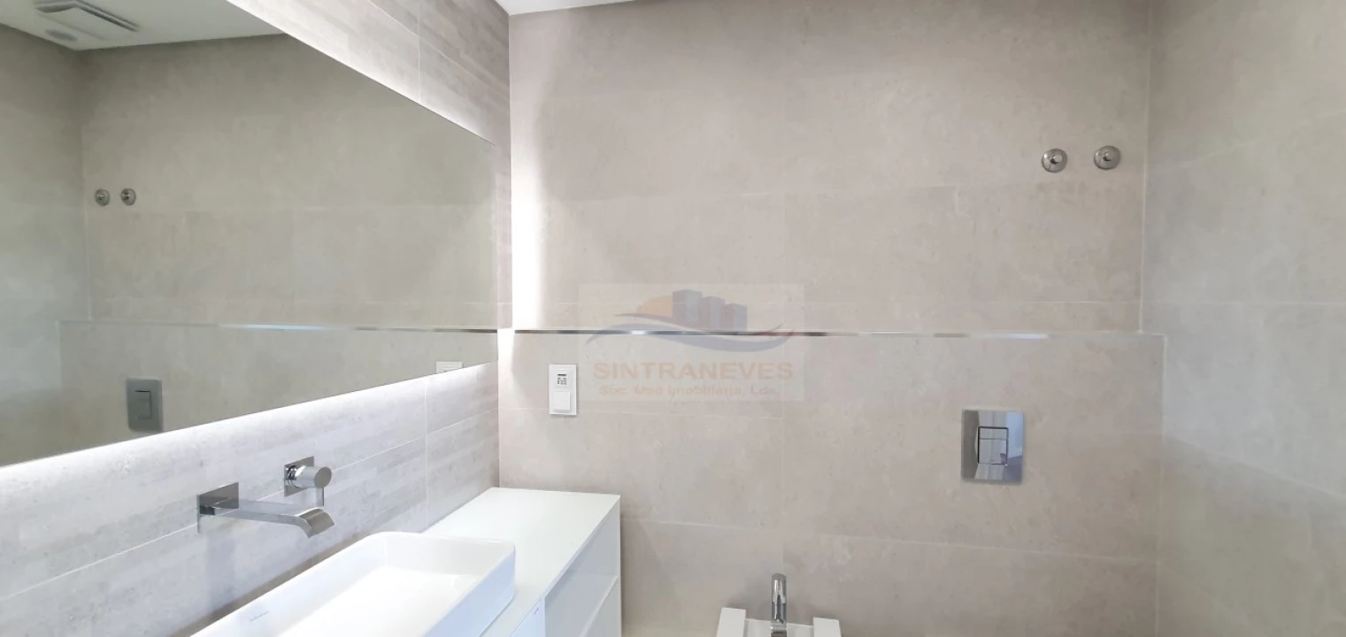 Apartamento T2 para Venda em Loures Foto 32