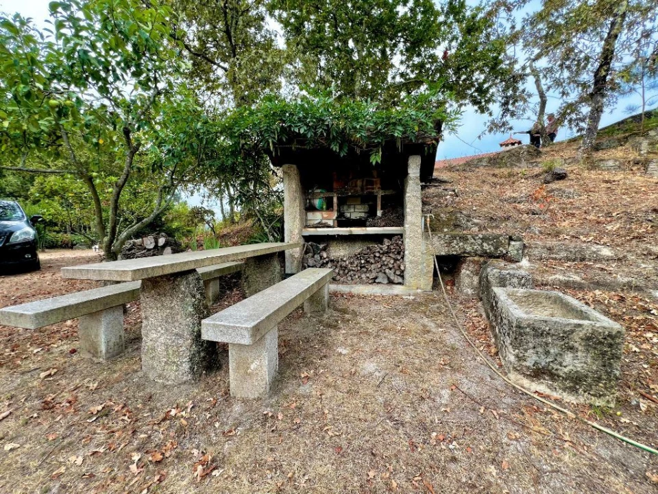 Moradia T4 para Venda em Jazente Foto 12