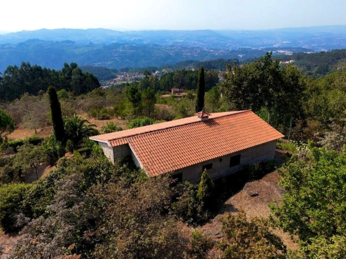 Moradia T4 para Venda em Jazente Foto 2