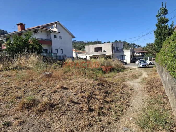 Terreno para Venda em Paredes Foto 1