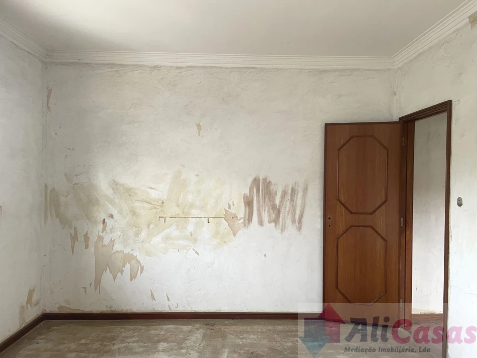 Moradia T3 para Venda em Santa Maria de Lamas Foto 37