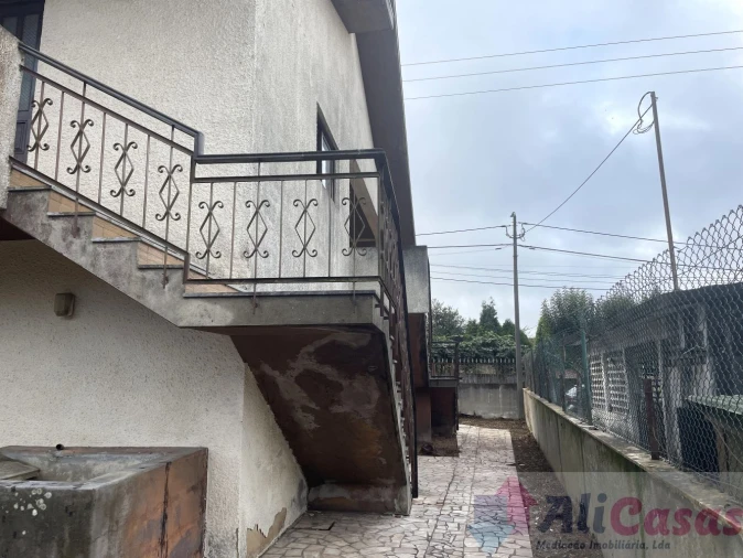 Moradia T3 para Venda em Santa Maria de Lamas Foto 13