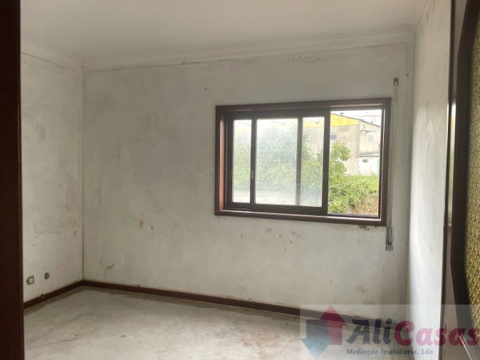 Moradia T3 para Venda em Santa Maria de Lamas Foto 29