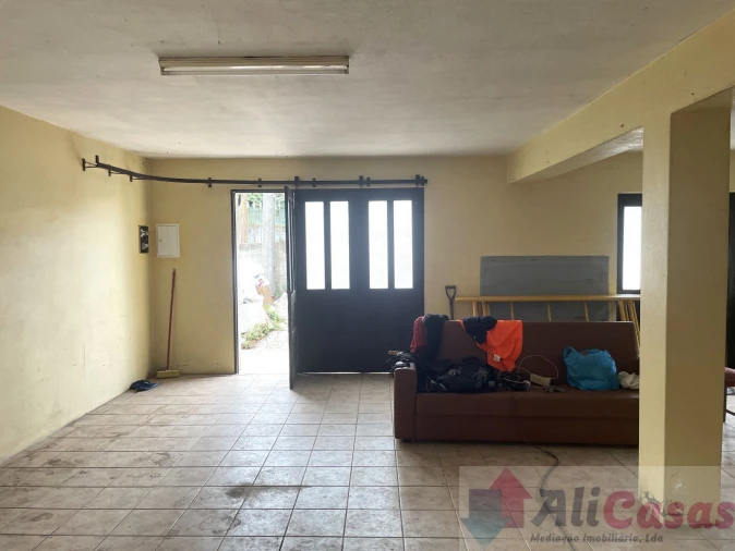 Moradia T3 para Venda em Santa Maria de Lamas Foto 46