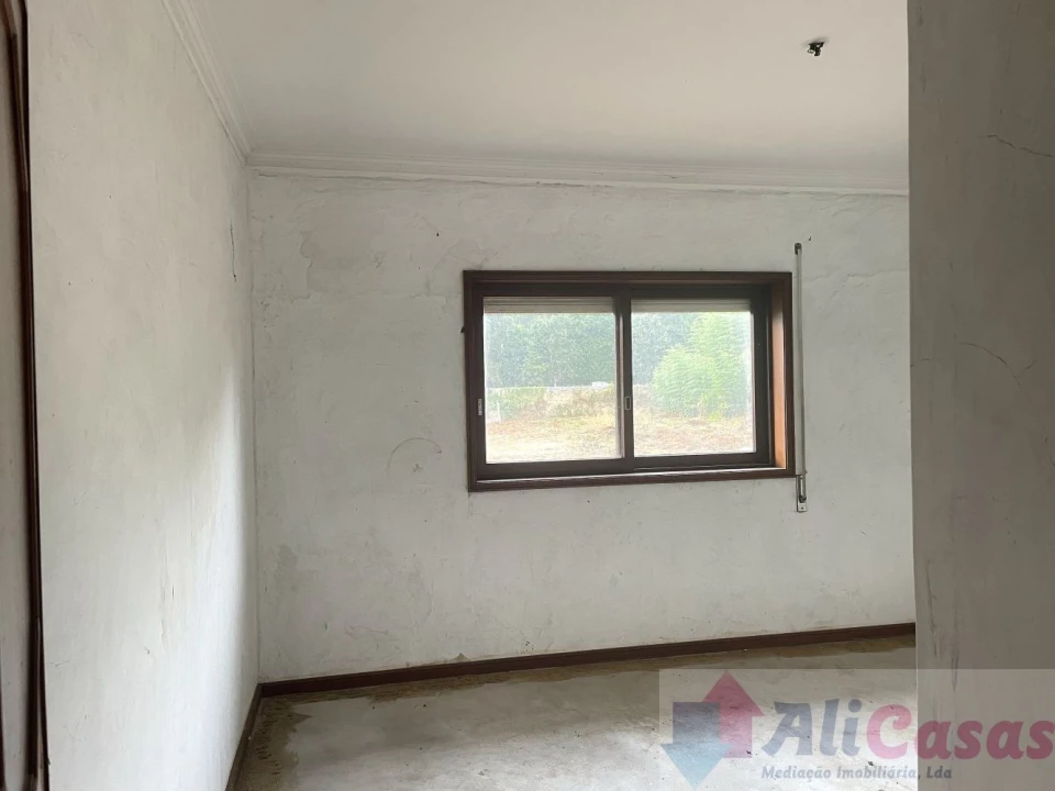 Moradia T3 para Venda em Santa Maria de Lamas Foto 26