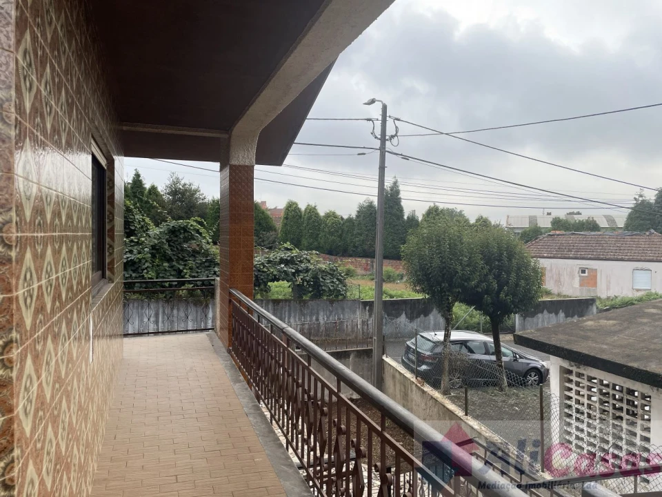 Moradia T3 para Venda em Santa Maria de Lamas Foto 15